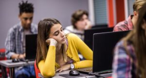 ChatGPT könnte Leute, die Essays schreiben, um Studenten zu betrügen, aus dem Geschäft drängen
