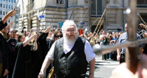 „Game of Thrones“-Autor und andere Autoren verklagen ChatGPT-Ersteller wegen Urheberrechten
